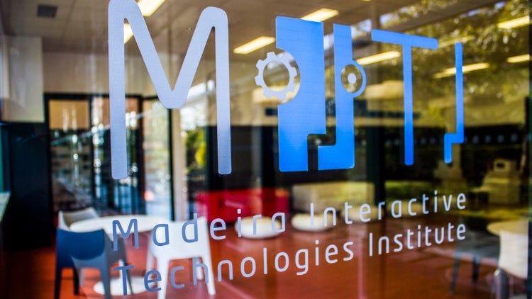 Imagem de Madeira-ITI participa no encontro ciência 2016