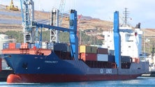 Imagem de Operações no Porto do Caniçal reabertas