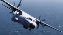 Imagem de Covid-19: Força Aérea trouxe hoje mais uma tonelada de material para a Madeira