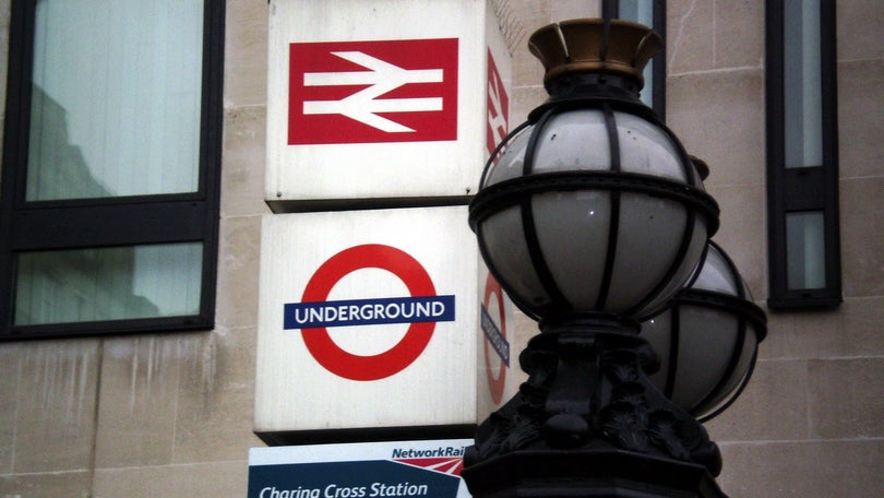 Imagem de Fuga de gás encerra estação de Charing Cross, em Londres