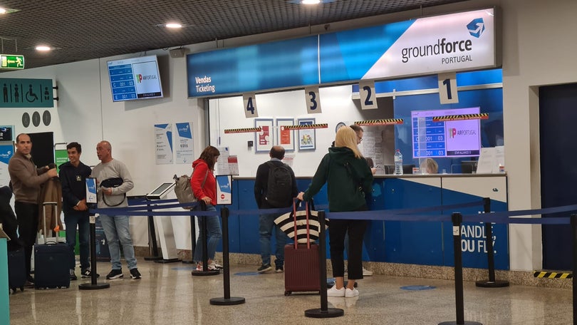 Imagem de Fraca visibilidade no aeroporto obriga avião da TAP a divergir