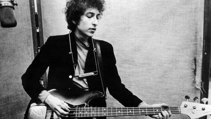 Imagem de George Monteiro – BOB DYLAN IN PORTUGAL (1985): AN UNPUBLISHED REVIEW