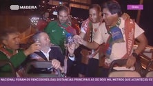 Imagem de RTP-Madeira acompanhou a festa da equipa do Marítimo no autocarro descapotável que os levou à Câmara Municipal do Funchal
