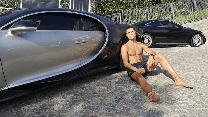 Imagem de Guarda civil averigua acidente com carro de Cristiano Ronaldo em Palma de Maiorca
