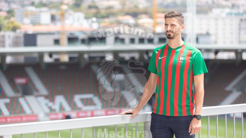 Imagem de Kerkez rescinde com Marítimo