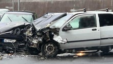 Imagem de Vários carros danificados consequência do mau tempo (fotogaleria)