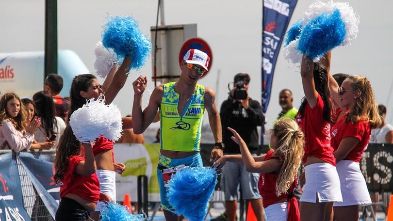 Imagem de Madeirense Bruno Freitas ganha bronze no Triatlo de Cascais