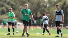 Imagem de Leonel Pontes mantém ambição de voltar a treinar na Primeira Liga (Vídeo)