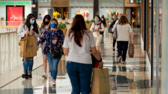 Confiança dos consumidores aumenta em setembro