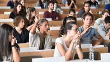 Imagem de Diploma escolar inclui voluntariado