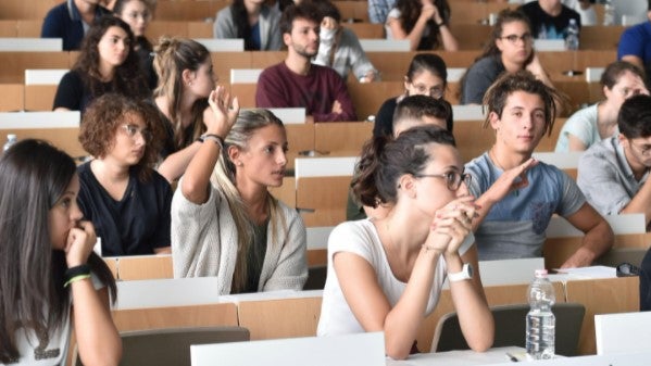 Diploma escolar inclui voluntariado