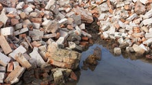 Imagem de Despejo ilegal de resíduos de construção e demolição na Calheta (áudio)
