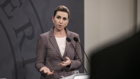 Imagem de Dinamarca vai reimpor passe sanitário