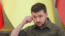 Imagem de Zelensky convidou Macron a visitar o país para constatar «genocídio»