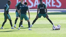 Imagem de Portugal com todos disponíveis no dia em que viaja para a Polónia