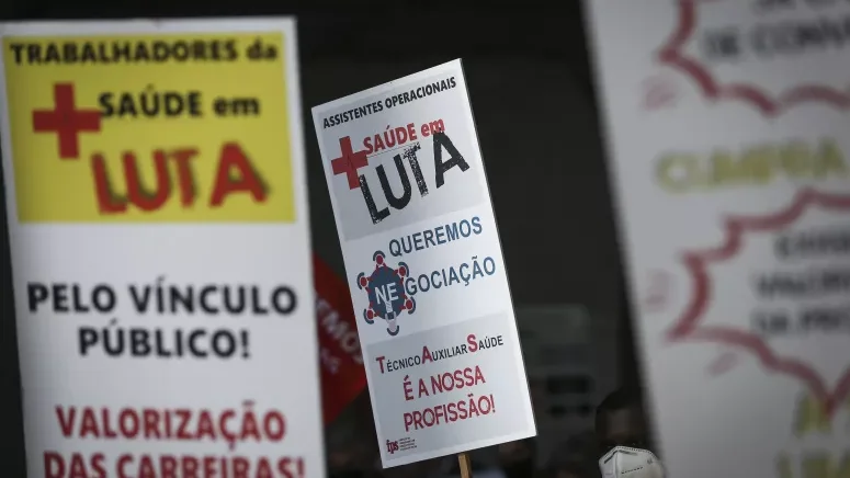 Imagem de Sindicatos manifestam-se em defesa da saúde