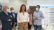 Imagem de Crianças e jovens com apoio para óculos (áudio)