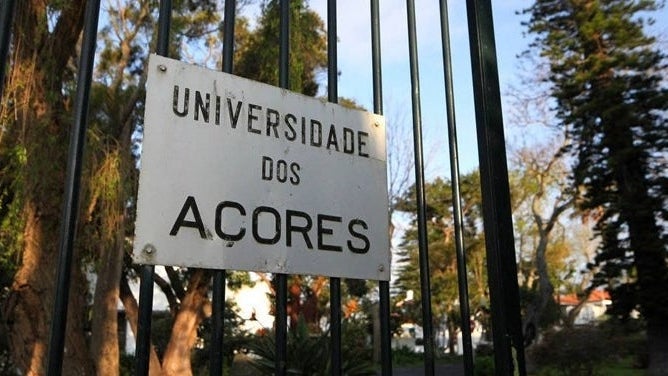 Governo dos Açores aumenta apoio à Universidade