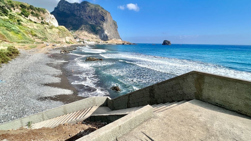 Machico melhora acesso à praia da Maiata