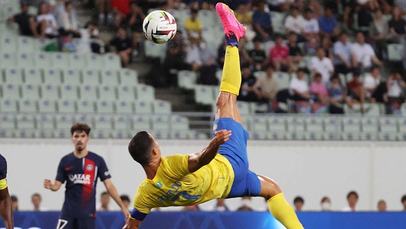 Imagem de Equipa de Ronaldo empata a zeros com o Paris Saint-Germain