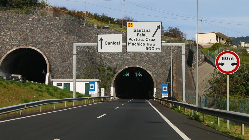 Imagem de Menos carros nas vias principais