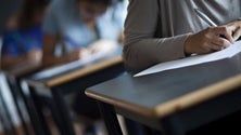 Imagem de 2ª fase de exames finais de 9º ano e secundário