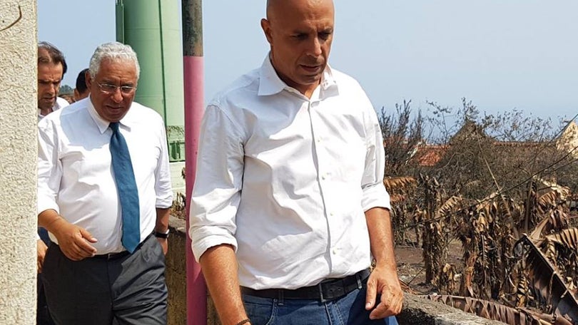 Imagem de Costa de olhos postos na reconstrução da Madeira
