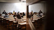 Imagem de Parlamento aprovou alteração ao estatuto de pessoal docente (Vídeo)