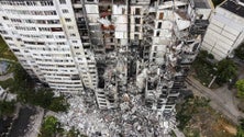 Imagem de Rússia anuncia retirada de civis da fábrica Azot em Severodonetsk