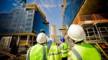 Imagem de Setor da construção civil retoma a atividade esta segunda-feira na Madeira (Áudio)