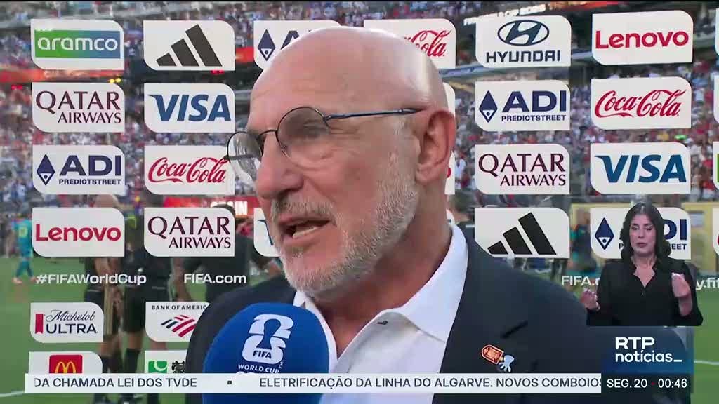 Selecionador espanhol destaca "prémio justo" para grupo extraordinário
