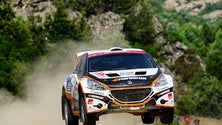 Imagem de Continuam os problemas elétricos no Peugeot 208 T16 R5 no Rali da Sardenha