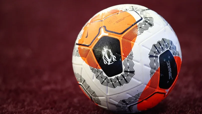 Imagem de Liga inglesa adia sétima jornada como forma de homenagem
