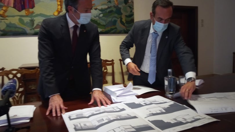 Imagem de Câmara de Lobos cria espaço público