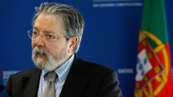 Imagem de Francisco George recomenda vacinação de crianças