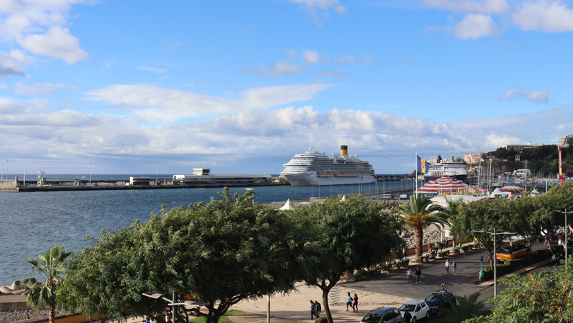 Imagem de Renaissance em estreia no Porto do Funchal