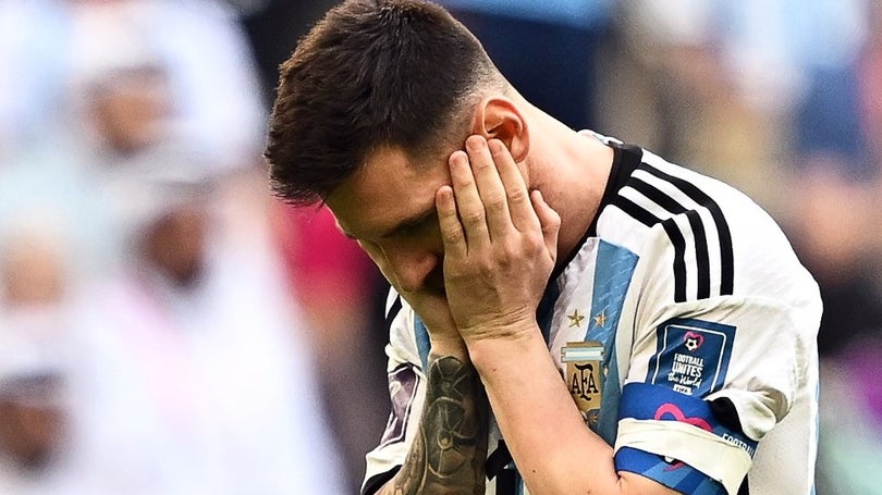 Imagem de Mundial 2022: Arábia Saudita faz história e vence Argentina de Messi