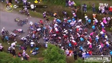 Imagem de Espetadora provoca queda de ciclistas (vídeo)