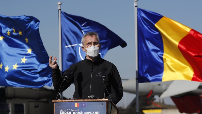 Imagem de NATO insiste no «risco real» de uma nova guerra na Europa