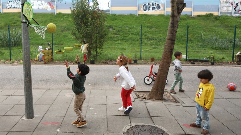 Imagem de Diretores admitem fecho de escolas