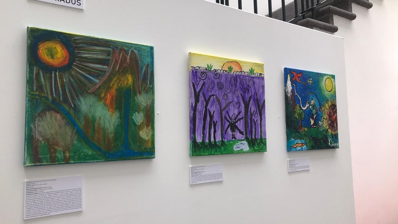 Imagem de Parlamento acolhe exposição «Pequenos Artistas Plásticos da Madeira»