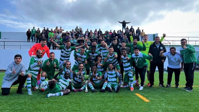 Imagem de Troféu verde