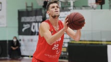 Imagem de Madeirense convocado para a seleção nacional de basquetebol