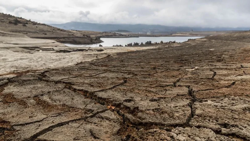 Imagem de Governo recomenda aumento de tarifas da água em concelhos mais afetados