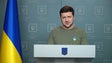 Zelensky recusa «ultimato» russo e pede «diálogo»