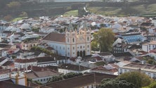 Imagem de Comércio de Angra do Heroísmo tenta resistir à pandemia (Vídeo)