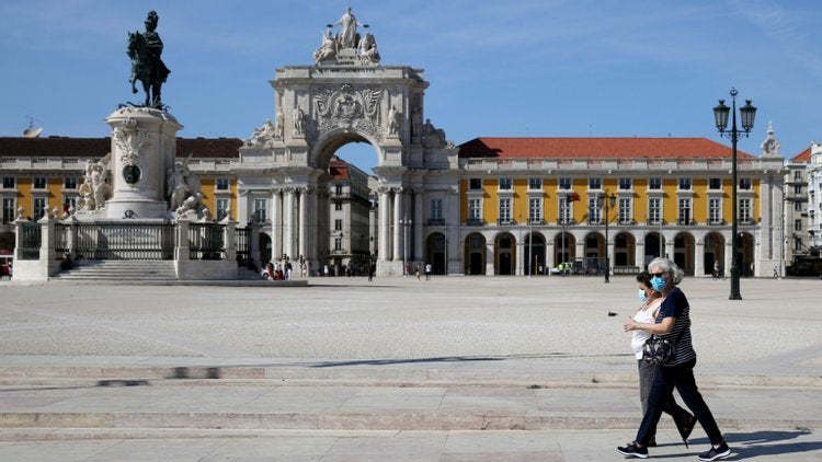 Imagem de Covid-19: Portugal com 85 mortes e 3.919 novos casos de infeção num dia