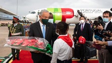 Imagem de Marcelo em Moçambique para visita oficial e é recebido por Nyusi