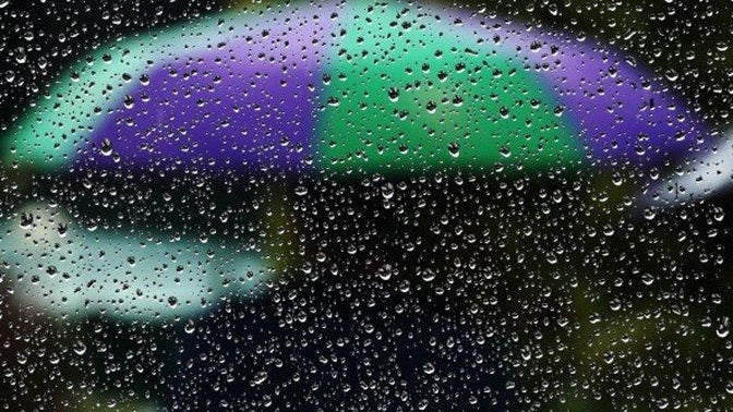 Imagem de Madeira sob aviso amarelo devido à chuva