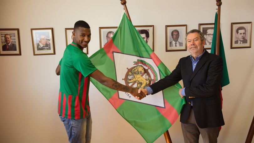 Marítimo assina contrato profissional com avançado Jefferson